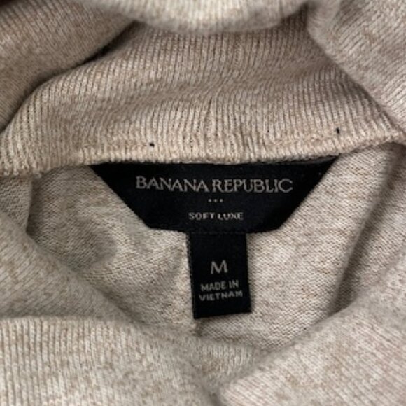 Lot of 3 Soft Luxe Turtleneck Tanks - Picture 4 of 9